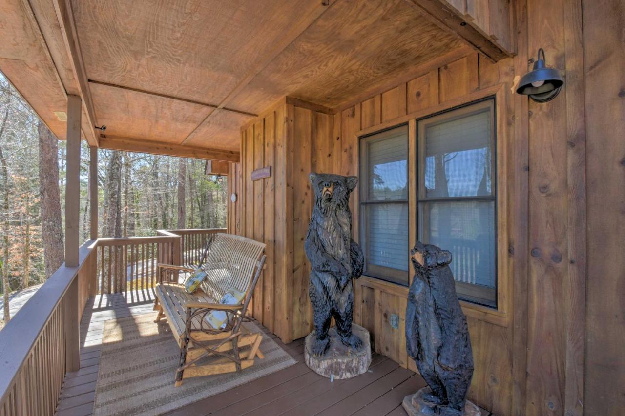 Helen Cabin With Deck And Hot Tub Less Than Half Mi To Main St Exterior photo